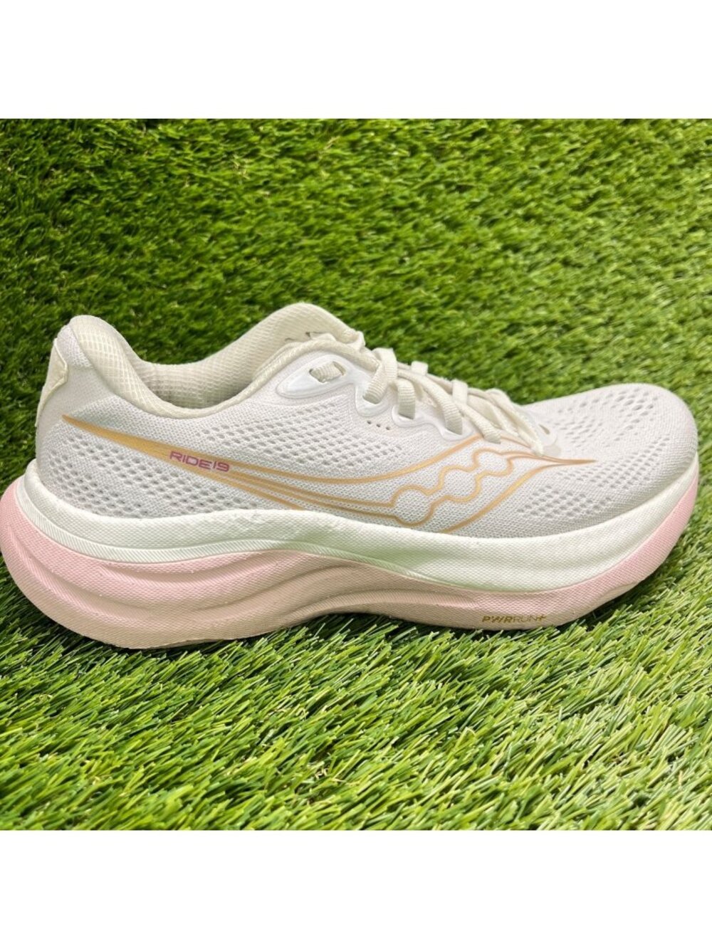 Saucony Ride 19 Womens Size 6.5D White Pink Athletic Running Shoes Sneakers